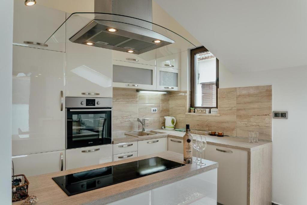Apartments Joy تْشيرسيك نوفي المظهر الخارجي الصورة