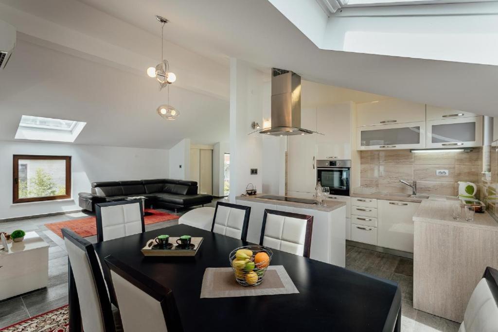 Apartments Joy تْشيرسيك نوفي المظهر الخارجي الصورة